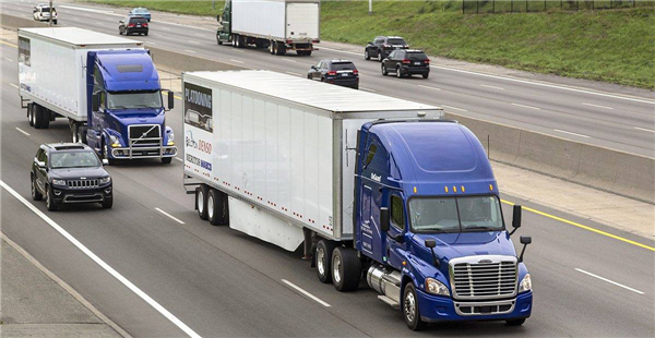 Platooning_1_straightened_1-e1481310449719.jpg