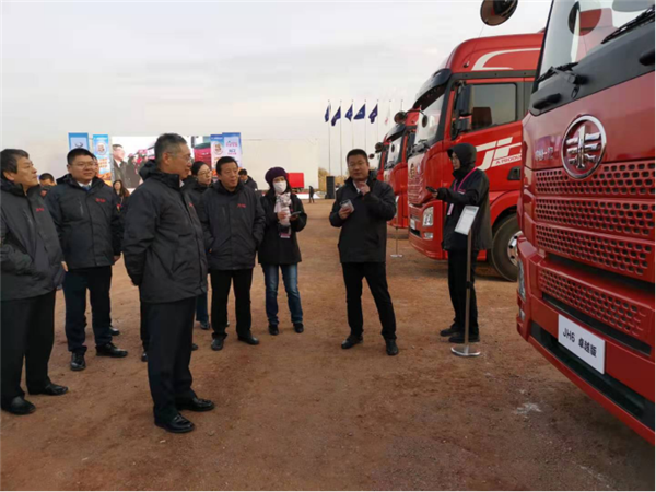 省油达人开走50万“黄金车”，解放青汽互联网节油大赛在线教省油1679.png