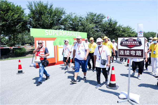 青春三浪+小钢炮，这场勒芒赛告诉你何为“高级定制”974.png