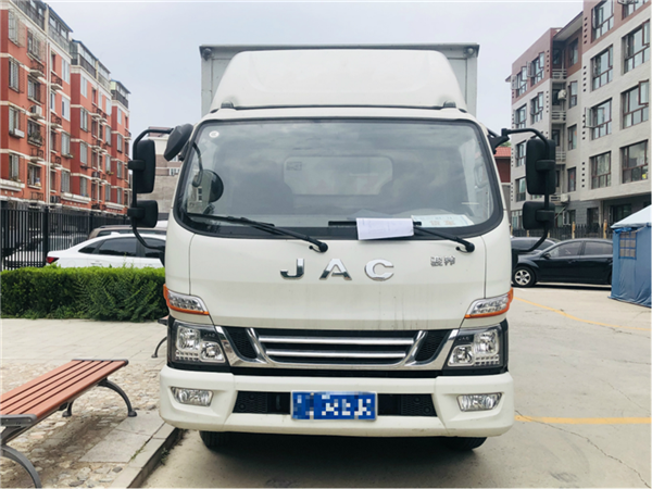 三轮之后皆是江淮 长年践行环保事业的余师傅为何这么做？236.png