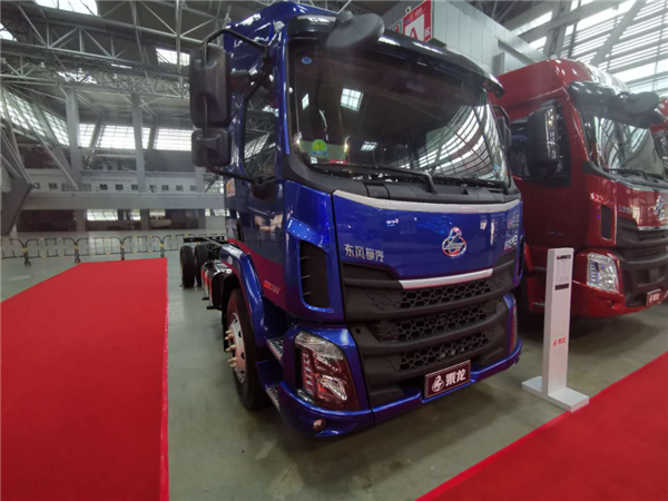 国六时代多拉快跑的典范，新款乘龙M3大马力中卡载货车803.png