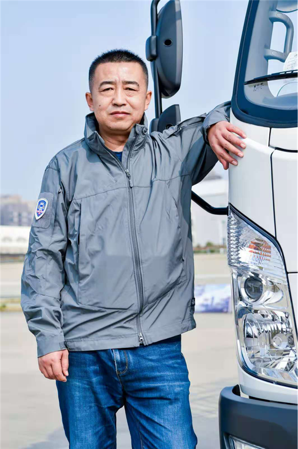 比赛、颁奖、选KOL，江铃轻卡大家庭第六季忒有料878.png